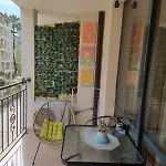 Apartment Good Vibes Avalon - уютен, двустаен с басейн, тераса и Wi-fi